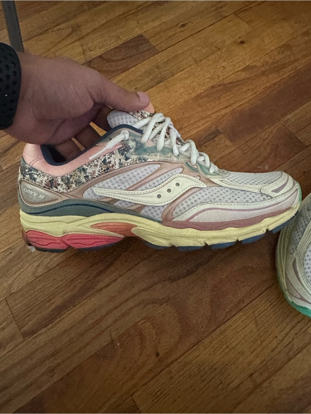 Saucony men's Multicolor Floral Mesh Running Sneakers - Picture 2 of 4